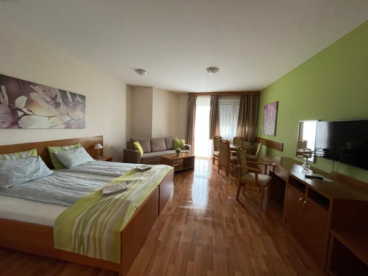 Rosemary Apartmanok, Rose, Lili, Mary1, Mary2 Гайдусобосло Екстер'єр фото