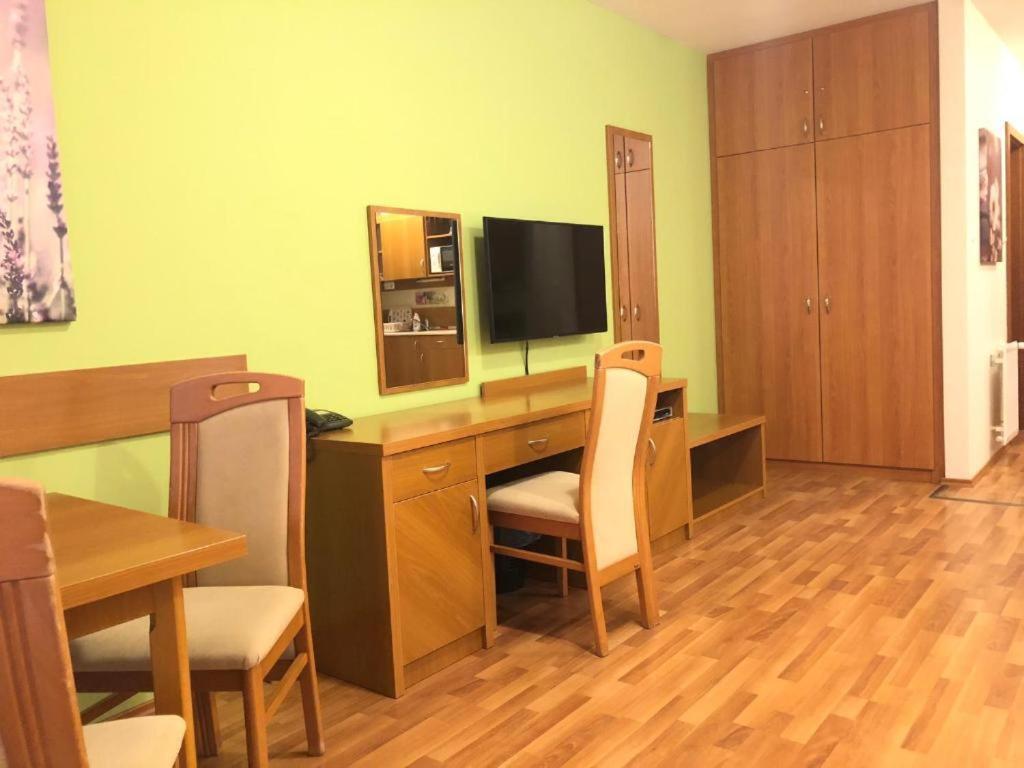 Rosemary Apartmanok, Rose, Lili, Mary1, Mary2 Гайдусобосло Екстер'єр фото